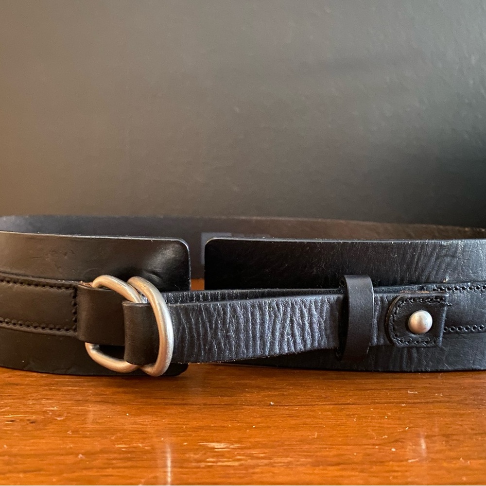 GAP thick leather black belt
